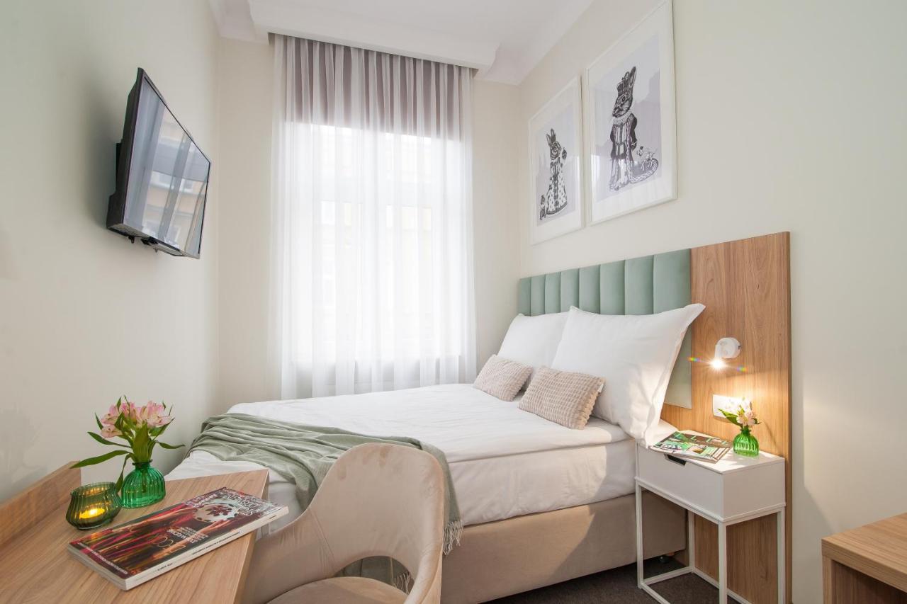 Hotel Awo Gniezno Zimmer foto