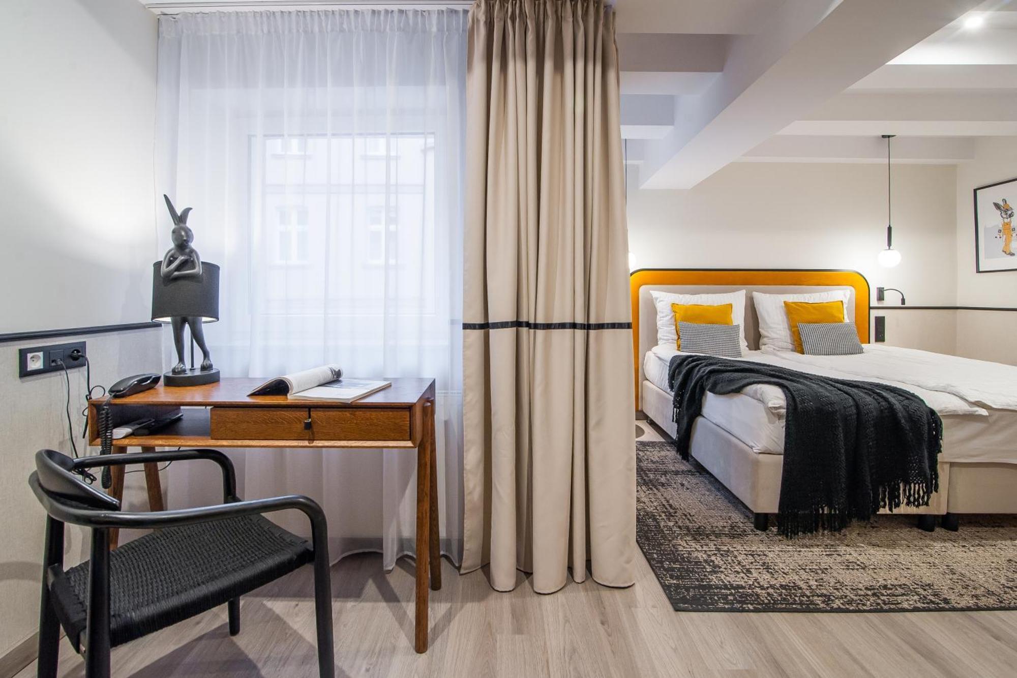 Hotel Awo Gniezno Zimmer foto