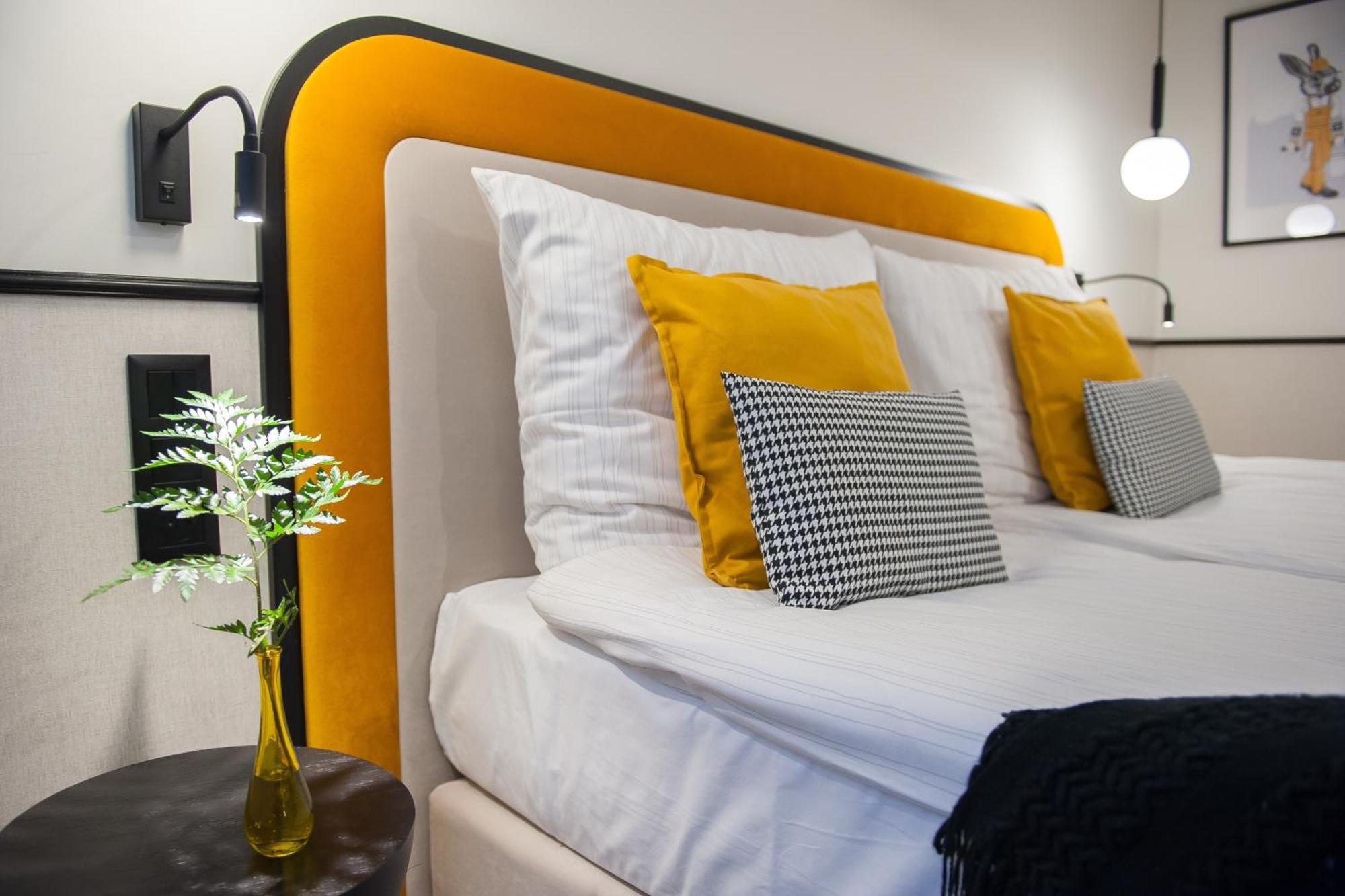 Hotel Awo Gniezno Zimmer foto