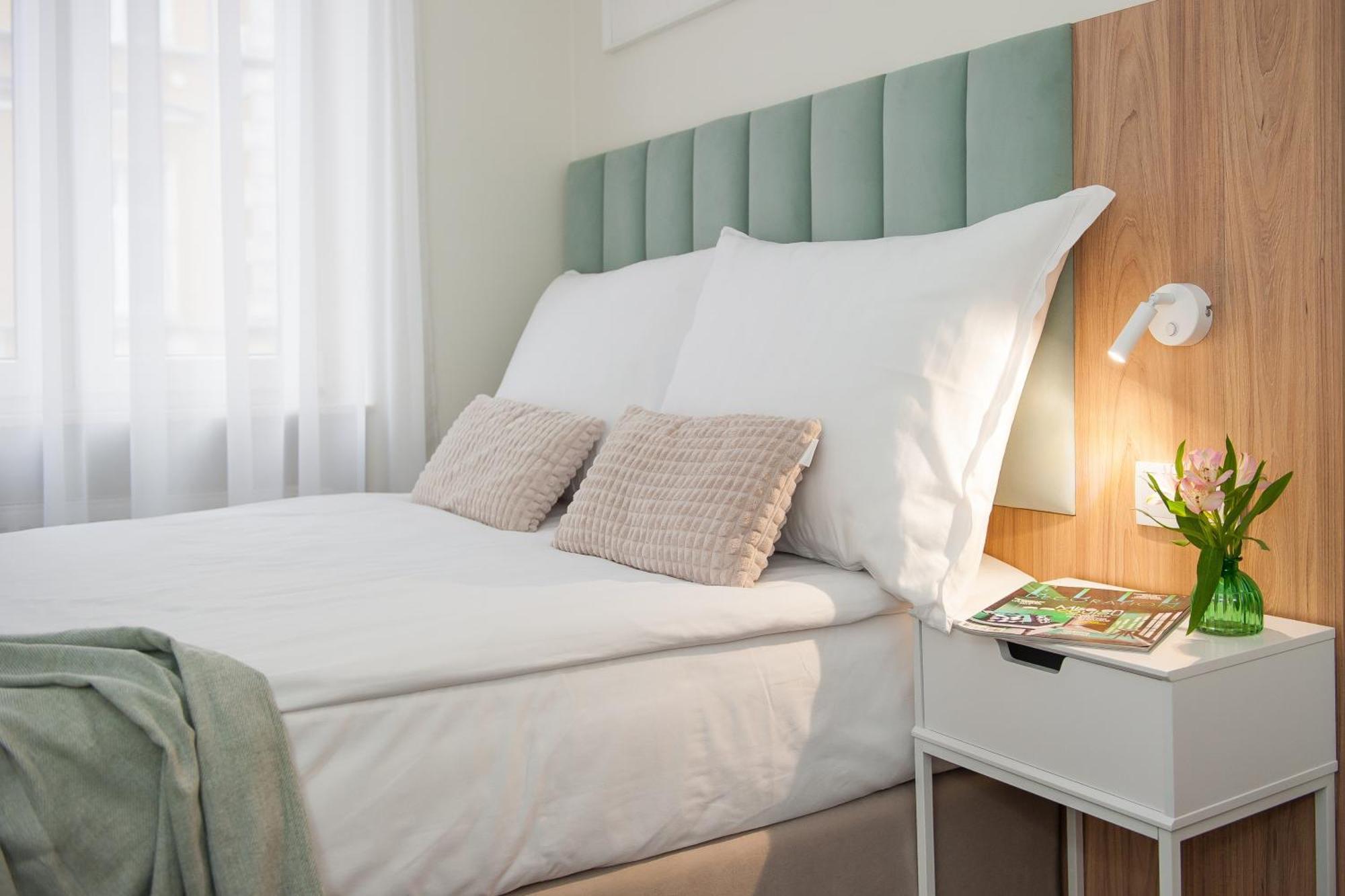 Hotel Awo Gniezno Zimmer foto